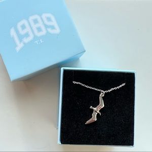 Taylor Swift 1989 seagull necklace